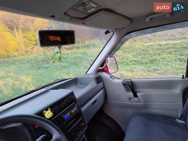 Червоний Фольксваген Transporter, об'ємом двигуна 2.46 л та пробігом 280 тис. км за 8600 $, фото 44 на Automoto.ua