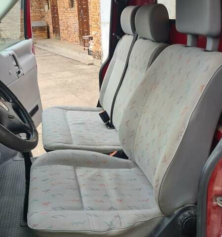 Красный Фольксваген Transporter, объемом двигателя 2.5 л и пробегом 206 тыс. км за 7290 $, фото 16 на Automoto.ua