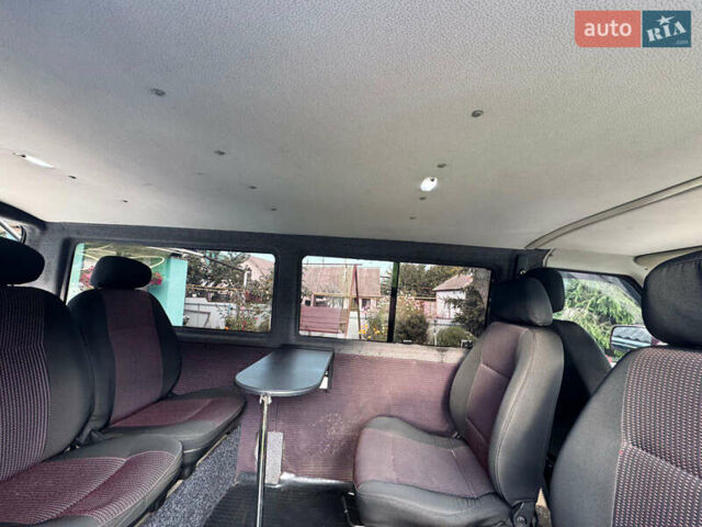 Красный Фольксваген Transporter, объемом двигателя 2.5 л и пробегом 376 тыс. км за 6800 $, фото 12 на Automoto.ua