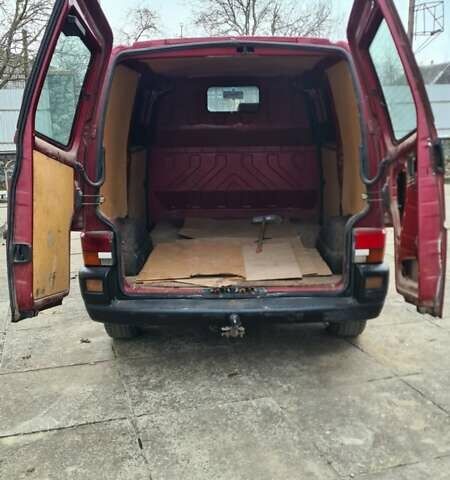 Красный Фольксваген Transporter, объемом двигателя 2.5 л и пробегом 206 тыс. км за 7290 $, фото 7 на Automoto.ua