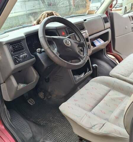 Красный Фольксваген Transporter, объемом двигателя 2.5 л и пробегом 206 тыс. км за 7290 $, фото 15 на Automoto.ua