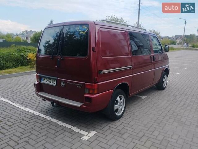 Красный Фольксваген Transporter, объемом двигателя 2.5 л и пробегом 420 тыс. км за 8000 $, фото 18 на Automoto.ua