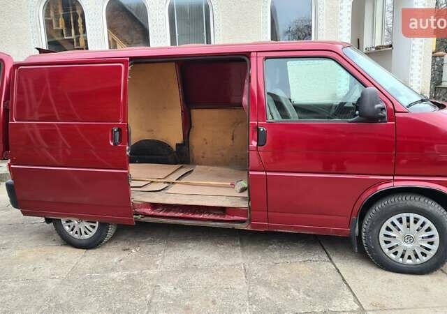 Красный Фольксваген Transporter, объемом двигателя 2.5 л и пробегом 206 тыс. км за 7290 $, фото 8 на Automoto.ua