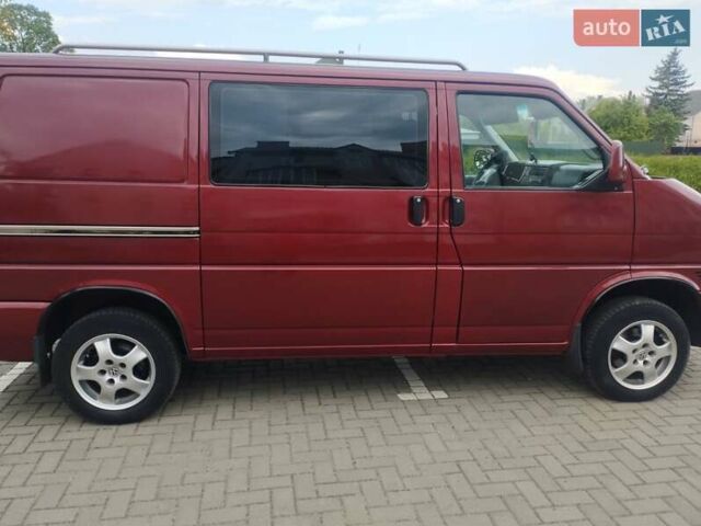 Красный Фольксваген Transporter, объемом двигателя 2.5 л и пробегом 420 тыс. км за 8000 $, фото 19 на Automoto.ua