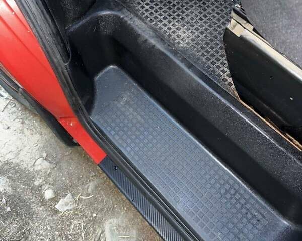Червоний Фольксваген Transporter, об'ємом двигуна 1.9 л та пробігом 400 тис. км за 5800 $, фото 12 на Automoto.ua