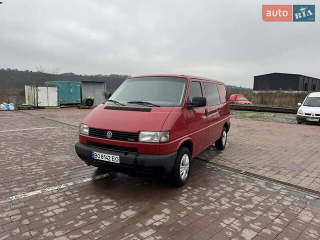 Красный Фольксваген Transporter, объемом двигателя 2.5 л и пробегом 420 тыс. км за 5950 $, фото 7 на Automoto.ua