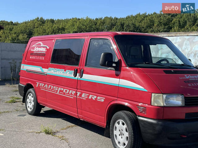 Красный Фольксваген Transporter, объемом двигателя 2.5 л и пробегом 310 тыс. км за 7700 $, фото 7 на Automoto.ua