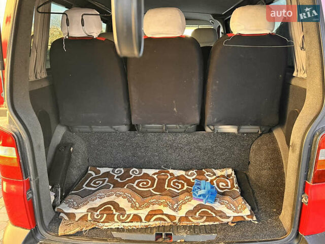 Красный Фольксваген Transporter, объемом двигателя 1.9 л и пробегом 305 тыс. км за 7900 $, фото 15 на Automoto.ua