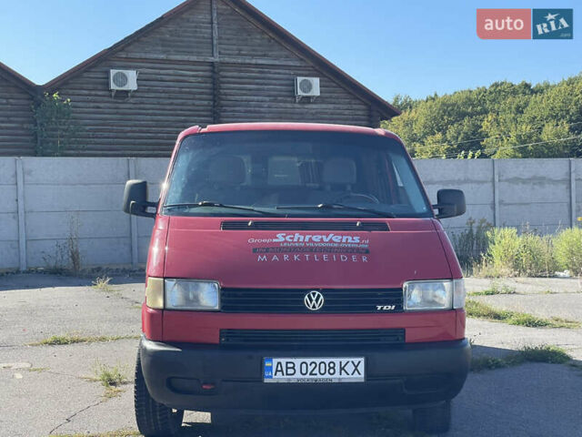 Красный Фольксваген Transporter, объемом двигателя 2.5 л и пробегом 310 тыс. км за 7700 $, фото 10 на Automoto.ua