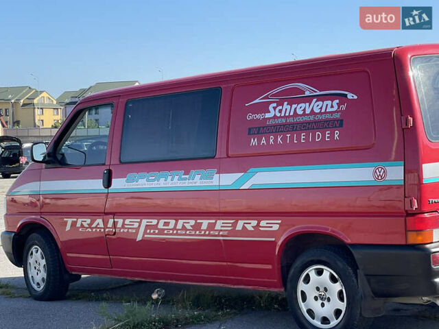 Красный Фольксваген Transporter, объемом двигателя 2.5 л и пробегом 310 тыс. км за 7700 $, фото 22 на Automoto.ua