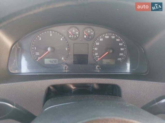 Червоний Фольксваген Transporter, об'ємом двигуна 2.46 л та пробігом 586 тис. км за 8400 $, фото 9 на Automoto.ua