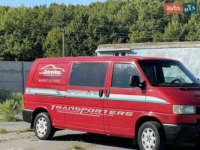 Красный Фольксваген Transporter, объемом двигателя 2.5 л и пробегом 310 тыс. км за 7700 $, фото 37 на Automoto.ua