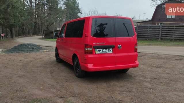 Красный Фольксваген Transporter, объемом двигателя 1.9 л и пробегом 345 тыс. км за 8000 $, фото 14 на Automoto.ua