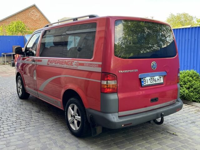 Красный Фольксваген Transporter, объемом двигателя 2.5 л и пробегом 300 тыс. км за 6800 $, фото 5 на Automoto.ua