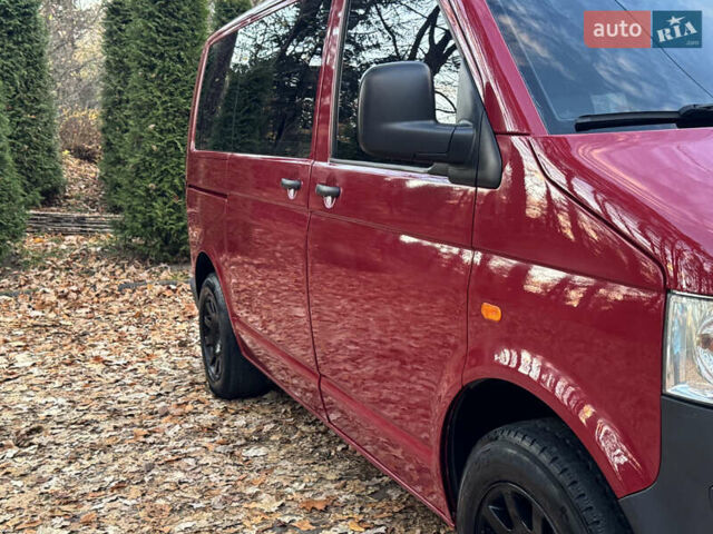 Красный Фольксваген Transporter, объемом двигателя 1.9 л и пробегом 221 тыс. км за 6999 $, фото 21 на Automoto.ua