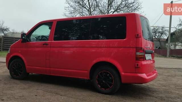 Красный Фольксваген Transporter, объемом двигателя 1.9 л и пробегом 345 тыс. км за 8000 $, фото 9 на Automoto.ua