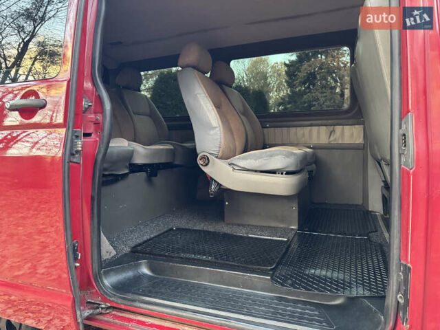 Красный Фольксваген Transporter, объемом двигателя 1.9 л и пробегом 221 тыс. км за 6999 $, фото 37 на Automoto.ua