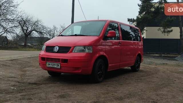 Красный Фольксваген Transporter, объемом двигателя 1.9 л и пробегом 345 тыс. км за 8000 $, фото 6 на Automoto.ua