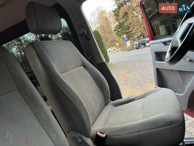 Красный Фольксваген Transporter, объемом двигателя 1.9 л и пробегом 221 тыс. км за 6999 $, фото 36 на Automoto.ua