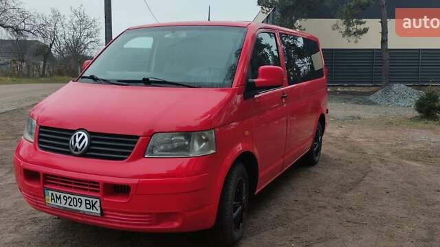 Красный Фольксваген Transporter, объемом двигателя 1.9 л и пробегом 345 тыс. км за 8000 $, фото 7 на Automoto.ua