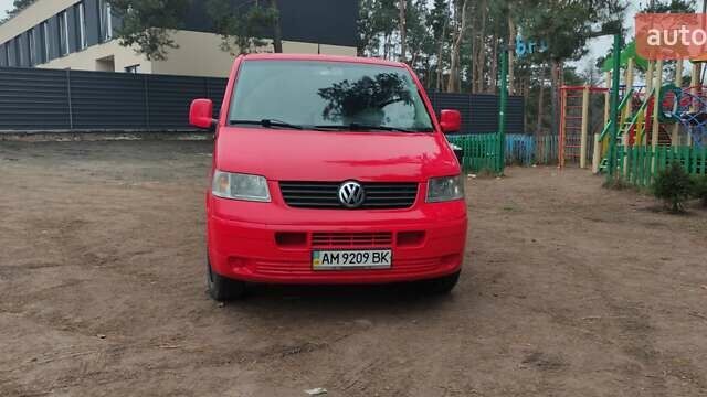 Красный Фольксваген Transporter, объемом двигателя 1.9 л и пробегом 345 тыс. км за 8000 $, фото 19 на Automoto.ua