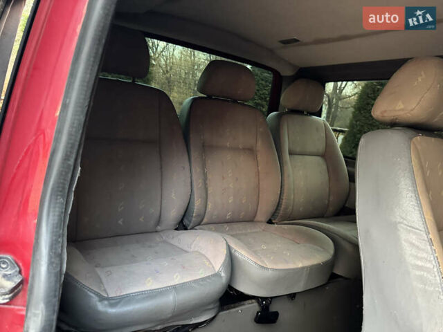 Красный Фольксваген Transporter, объемом двигателя 1.9 л и пробегом 221 тыс. км за 6999 $, фото 43 на Automoto.ua