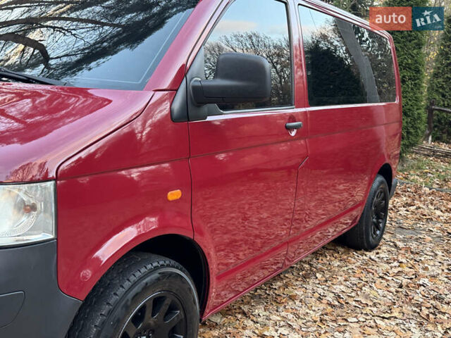Красный Фольксваген Transporter, объемом двигателя 1.9 л и пробегом 221 тыс. км за 6999 $, фото 22 на Automoto.ua