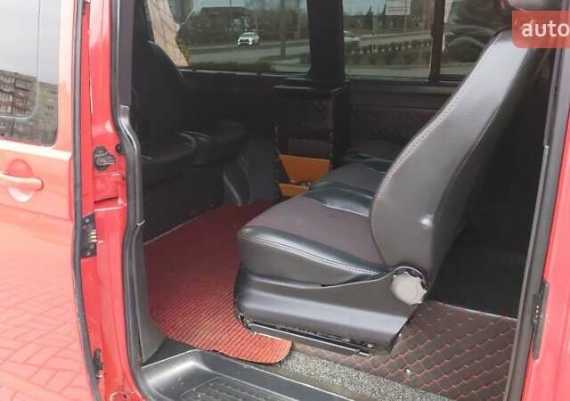 Красный Фольксваген Transporter, объемом двигателя 2.46 л и пробегом 220 тыс. км за 13800 $, фото 39 на Automoto.ua