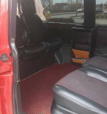 Красный Фольксваген Transporter, объемом двигателя 2.46 л и пробегом 220 тыс. км за 13800 $, фото 44 на Automoto.ua