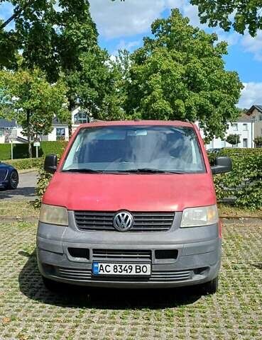 Красный Фольксваген Transporter, объемом двигателя 2.46 л и пробегом 400 тыс. км за 5000 $, фото 7 на Automoto.ua