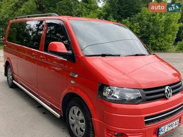 Красный Фольксваген Transporter, объемом двигателя 2.46 л и пробегом 240 тыс. км за 12500 $, фото 4 на Automoto.ua