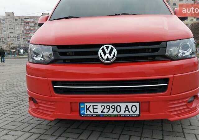 Красный Фольксваген Transporter, объемом двигателя 2.46 л и пробегом 220 тыс. км за 13800 $, фото 2 на Automoto.ua
