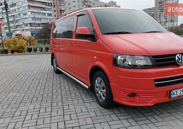 Красный Фольксваген Transporter, объемом двигателя 2.46 л и пробегом 220 тыс. км за 13800 $, фото 16 на Automoto.ua