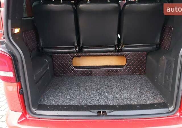 Красный Фольксваген Transporter, объемом двигателя 2.46 л и пробегом 220 тыс. км за 13800 $, фото 35 на Automoto.ua