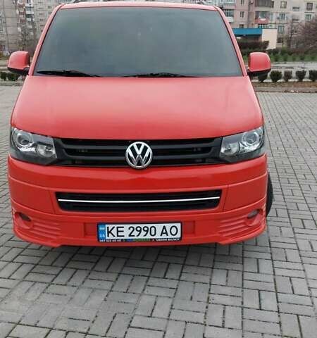 Красный Фольксваген Transporter, объемом двигателя 2.46 л и пробегом 220 тыс. км за 13800 $, фото 1 на Automoto.ua