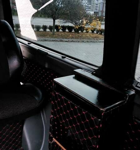 Красный Фольксваген Transporter, объемом двигателя 2.46 л и пробегом 220 тыс. км за 13800 $, фото 21 на Automoto.ua