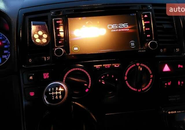 Красный Фольксваген Transporter, объемом двигателя 2.46 л и пробегом 220 тыс. км за 13800 $, фото 4 на Automoto.ua