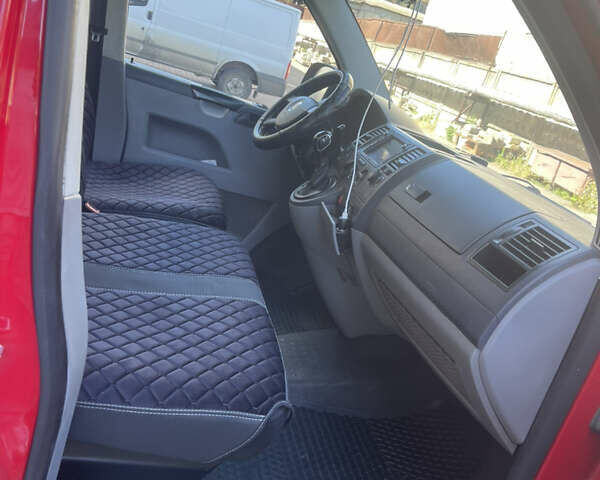 Червоний Фольксваген Transporter, об'ємом двигуна 2.5 л та пробігом 465 тис. км за 12000 $, фото 12 на Automoto.ua