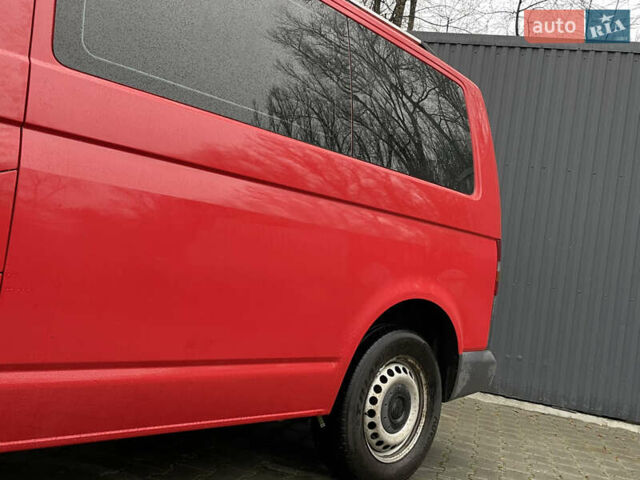 Красный Фольксваген Transporter, объемом двигателя 1.9 л и пробегом 335 тыс. км за 7899 $, фото 20 на Automoto.ua