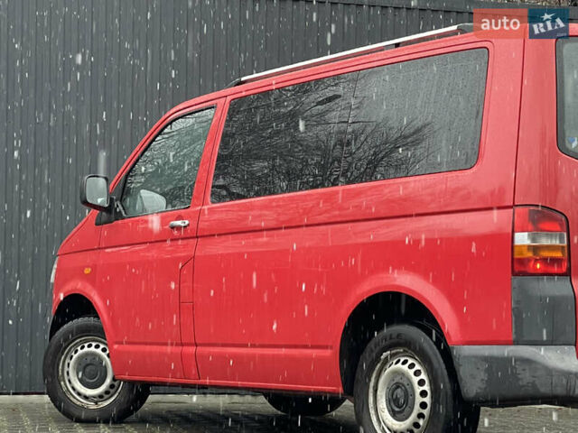Красный Фольксваген Transporter, объемом двигателя 1.9 л и пробегом 335 тыс. км за 7899 $, фото 67 на Automoto.ua