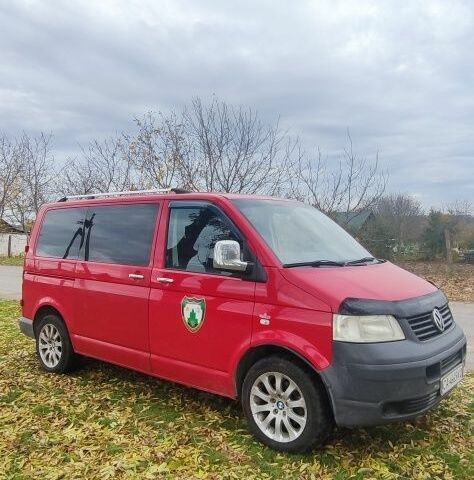 Красный Фольксваген Transporter, объемом двигателя 2.5 л и пробегом 405 тыс. км за 7500 $, фото 3 на Automoto.ua