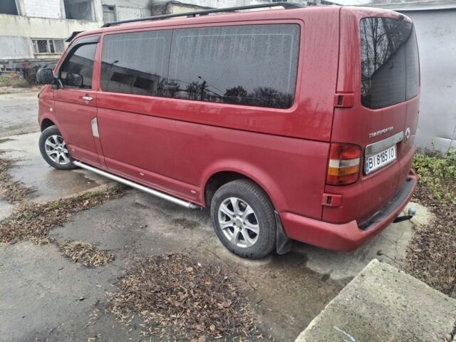 Красный Фольксваген Transporter, объемом двигателя 2.5 л и пробегом 302 тыс. км за 7000 $, фото 2 на Automoto.ua