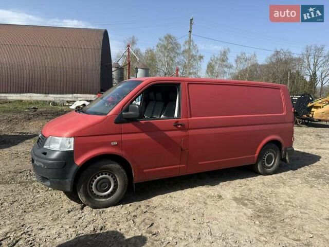 Красный Фольксваген Transporter, объемом двигателя 2.5 л и пробегом 430 тыс. км за 7900 $, фото 4 на Automoto.ua