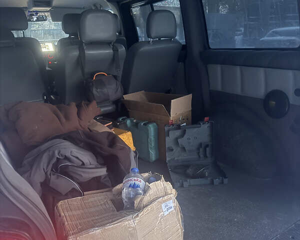 Красный Фольксваген Transporter, объемом двигателя 2.5 л и пробегом 330 тыс. км за 12000 $, фото 12 на Automoto.ua