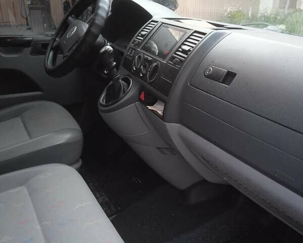 Червоний Фольксваген Transporter, об'ємом двигуна 1.98 л та пробігом 205 тис. км за 10500 $, фото 8 на Automoto.ua