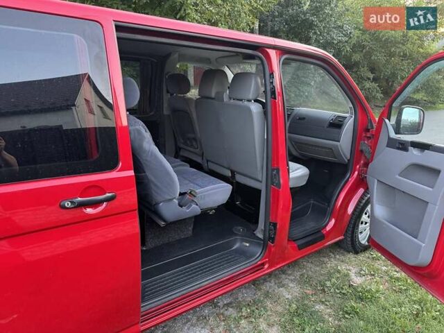 Красный Фольксваген Transporter, объемом двигателя 1.9 л и пробегом 285 тыс. км за 9500 $, фото 30 на Automoto.ua