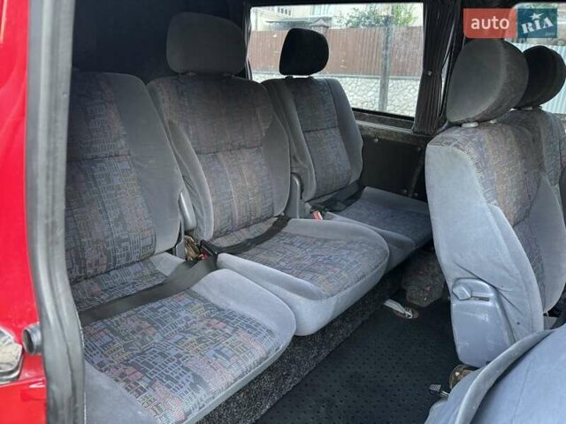 Красный Фольксваген Transporter, объемом двигателя 1.9 л и пробегом 285 тыс. км за 9500 $, фото 32 на Automoto.ua