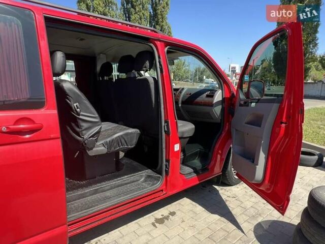 Красный Фольксваген Transporter, объемом двигателя 2.5 л и пробегом 283 тыс. км за 9500 $, фото 8 на Automoto.ua
