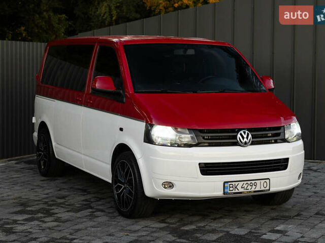 Красный Фольксваген Transporter, объемом двигателя 1.97 л и пробегом 470 тыс. км за 12900 $, фото 4 на Automoto.ua