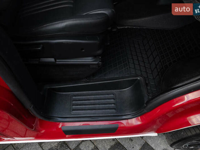 Красный Фольксваген Transporter, объемом двигателя 1.97 л и пробегом 470 тыс. км за 12900 $, фото 70 на Automoto.ua